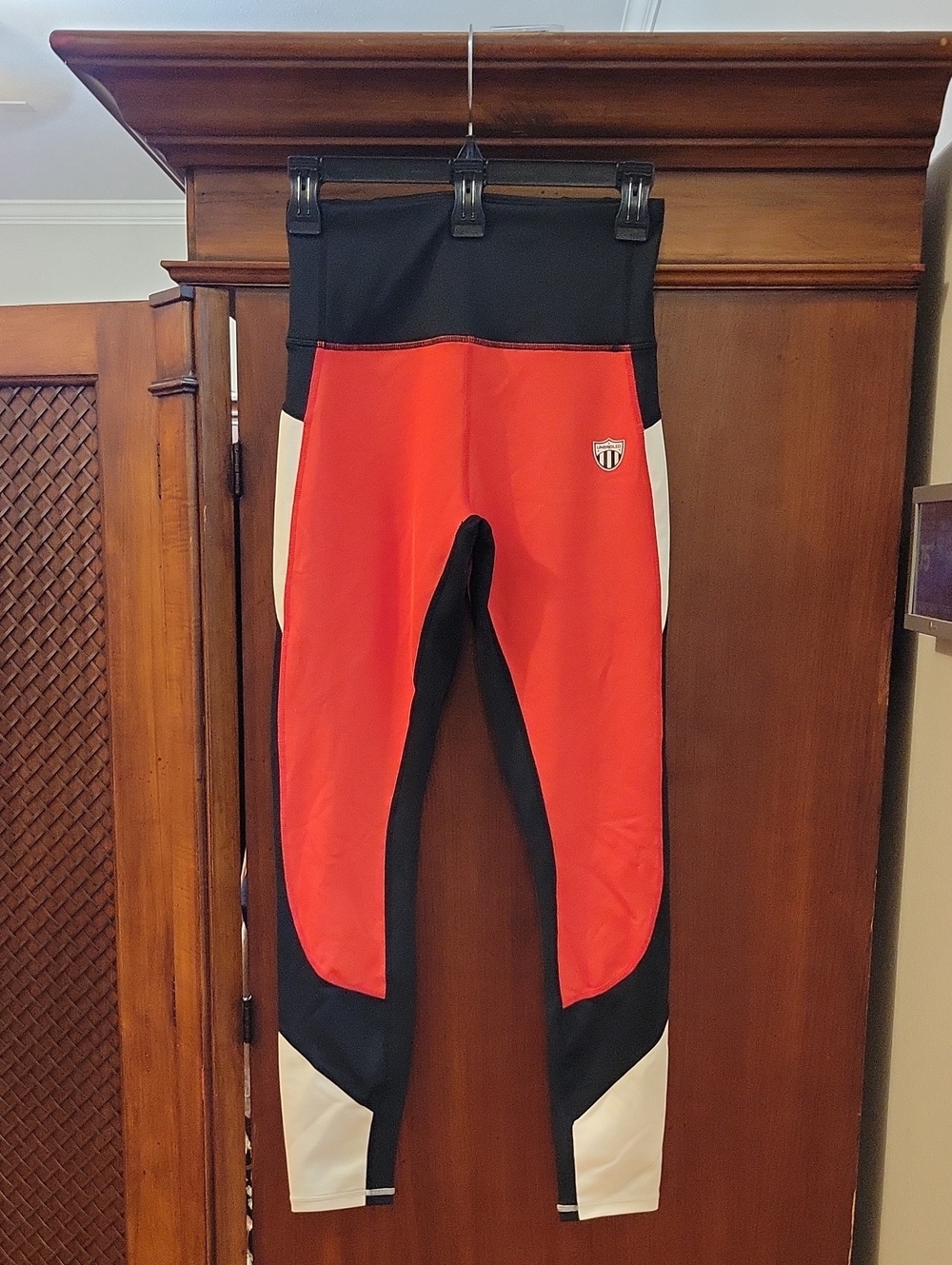 Unbridled | High Waisted Pavlova Colorblock Yoga Athletic Leggings - Size S